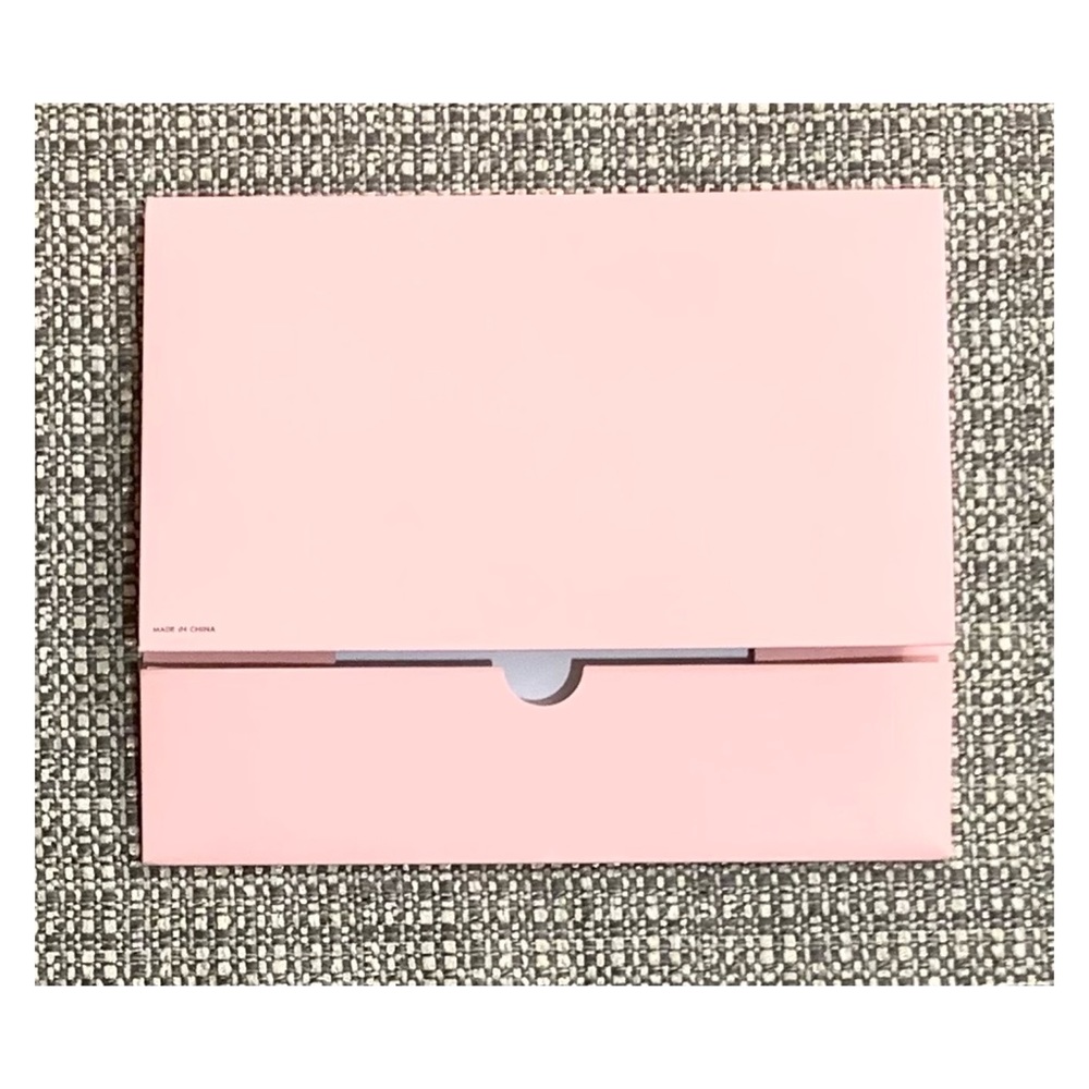 NEW KATE SPADE ♠️ Paper Bag/ Fold Over Gift Box/2 Tissues & Sticker Gifting Set - Picture 4 of 4